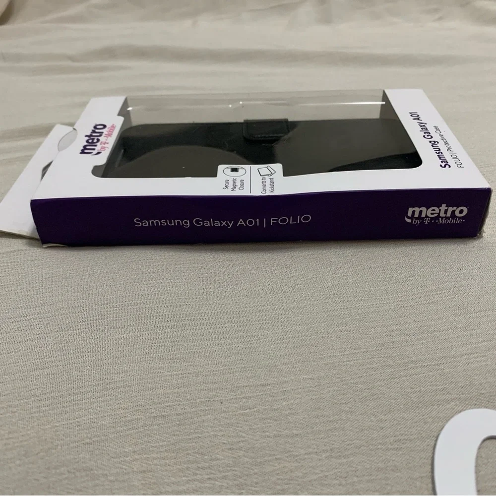 Samsung Galaxy A01 FOLIO | Protective Case Metro by T-Mobile